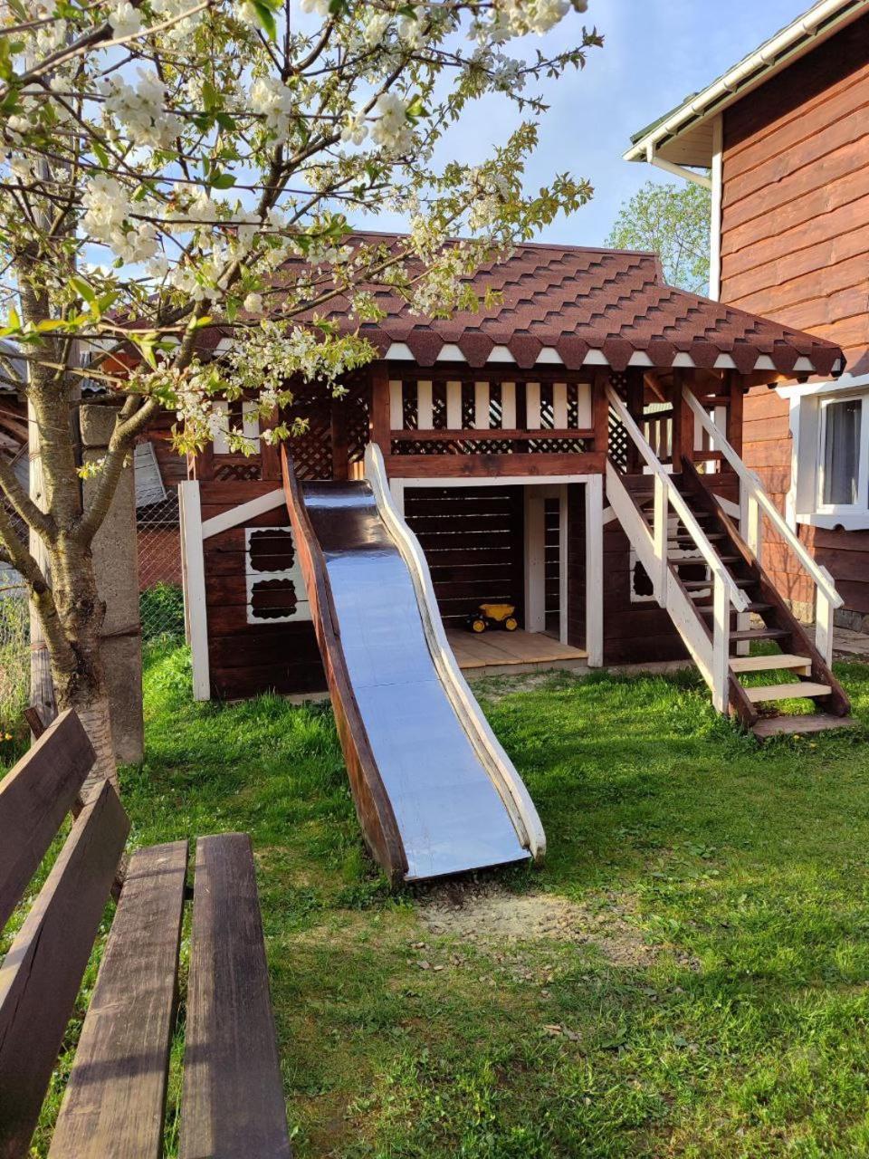 Apartmán Кольорові Подорожі 2 Slavske Exteriér fotografie